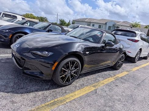 New 2026 MAZDA MX-5 Miata Grand Touring RWD image 3