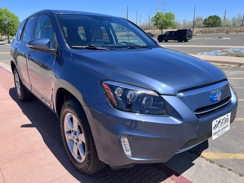 Used 2014 Toyota RAV4 EV FWD image 3
