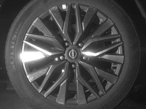 Used 2025 Nissan Altima 2.5 SV image 15