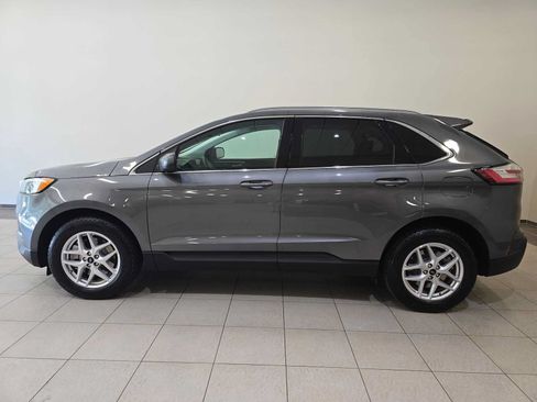 Used 2024 Ford Edge SEL w/ Convenience Package AWD/4WD image 3