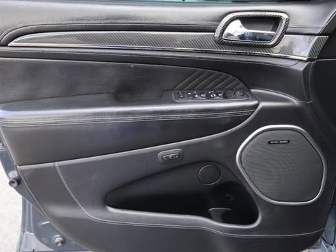 Used 2017 Jeep Grand Cherokee SRT AWD/4WD image 12