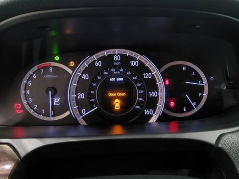 Certified 2017 Honda Accord EX-L image 21