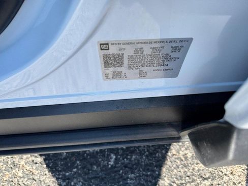 New 2026 Chevrolet Equinox ACTIV w/ Convenience Package III image 19