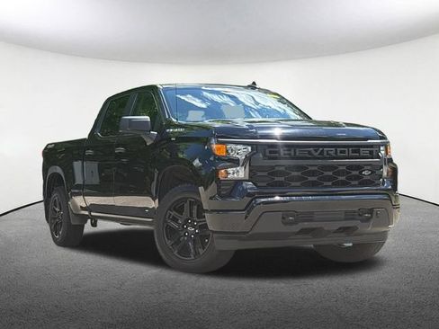 Used 2024 Chevrolet Silverado 1500 Custom AWD/4WD image 2