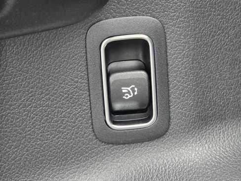 New 2026 Mercedes-Benz GLA 250 4MATIC image 35