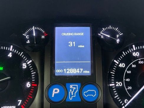 Used 2016 Lexus GX 460 image 16