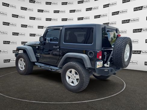 Used 2016 Jeep Wrangler Sport w/ Quick Order Package 24S AWD/4WD image 4