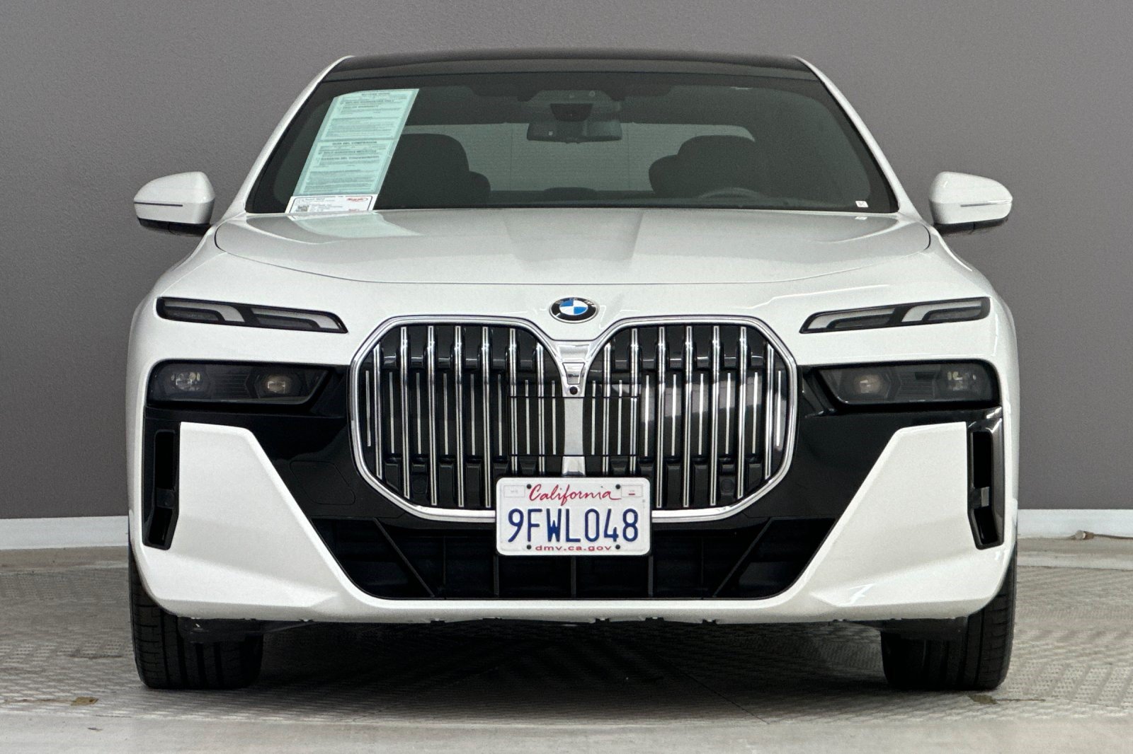 Used 2023 BMW 740i RWD image 5