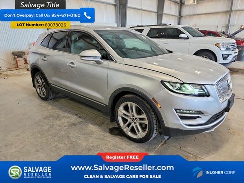 Used 2019 Lincoln MKC Reserve w/ MKC Climate Package AWD/4WD image 5