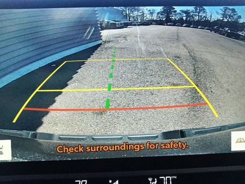 Used 2025 Toyota Tundra Limited image 24