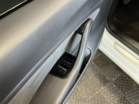 Used 2020 Tesla Model 3 Long Range AWD/4WD image 11