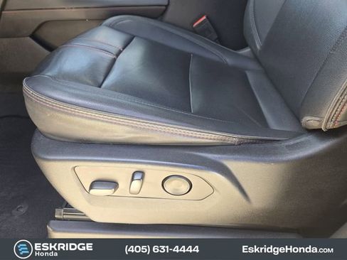 Used 2022 Chevrolet Tahoe RST w/ Sport Performance Package image 26