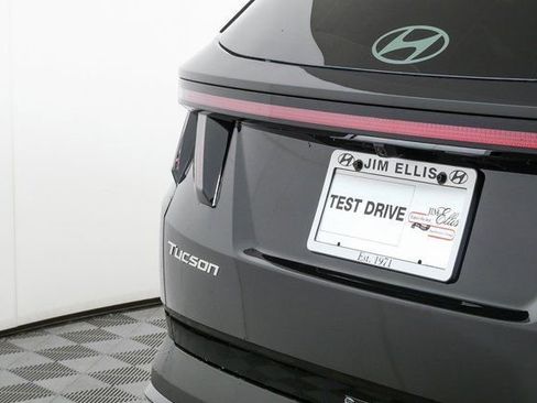 New 2026 Hyundai Tucson Limited image 12