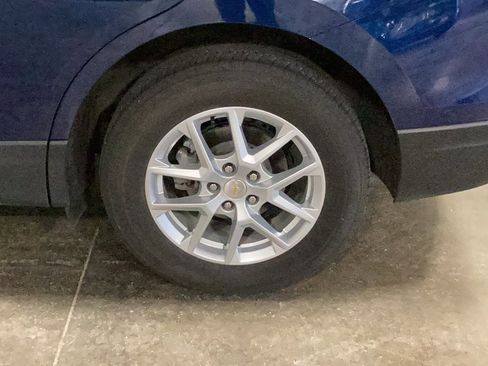 Used 2022 Chevrolet Equinox LT AWD/4WD image 8