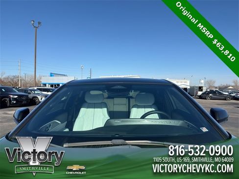 Used 2024 Cadillac Lyriq Sport image 25