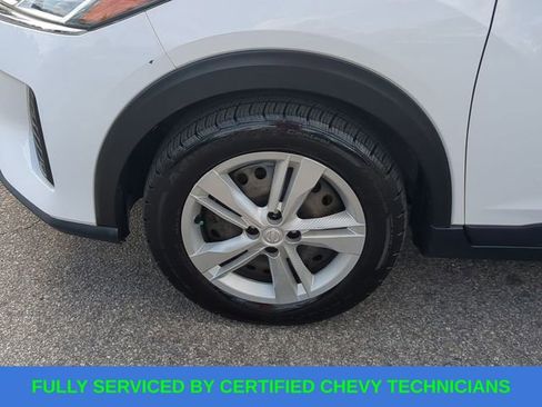 Used 2022 Nissan Kicks S image 15