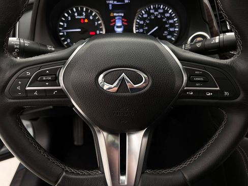 Used 2019 INFINITI Q50 Luxe AWD/4WD image 16