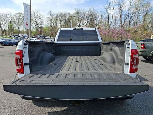 Used 2024 RAM 3500 Laramie AWD/4WD image 29