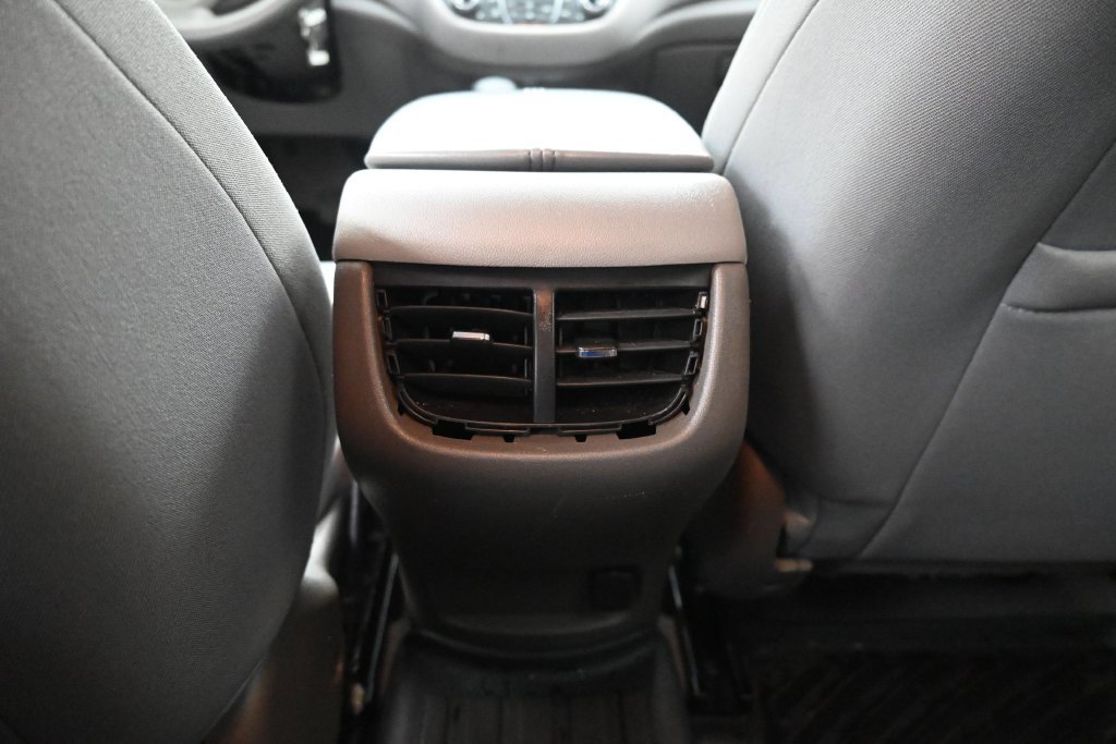Used 2022 Chevrolet Malibu LT FWD image 22