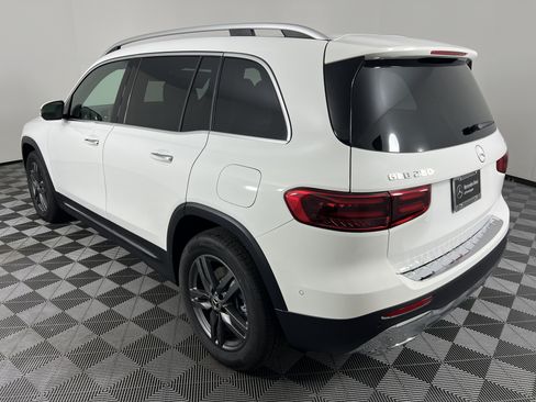 New 2026 Mercedes-Benz GLB 250 4MATIC image 10