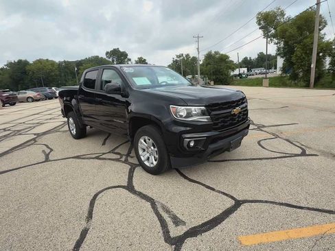 Certified 2022 Chevrolet Colorado LT w/ LT Convenience Package AWD/4WD image 2