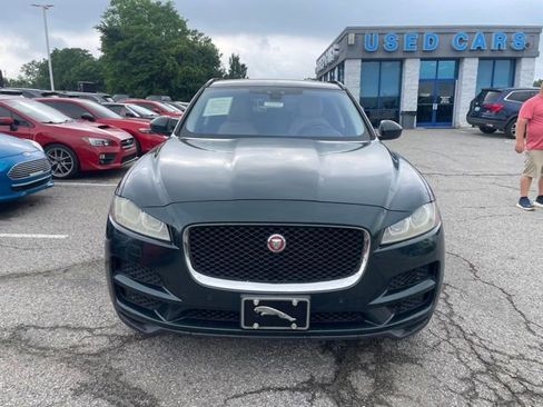 Used 2018 Jaguar F-PACE Premium AWD/4WD image 2