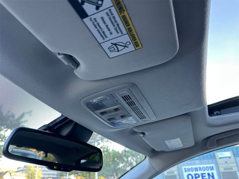 Used 2022 Honda HR-V EX-L image 30