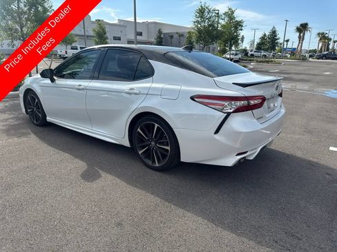 Used 2019 Toyota Camry XSE FWD image 3