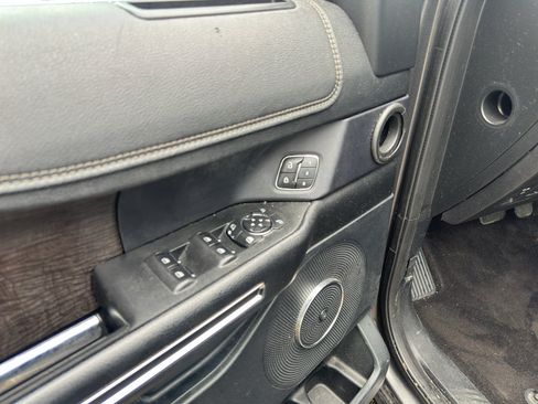 Used 2020 Ford Expedition Max Limited AWD/4WD image 23