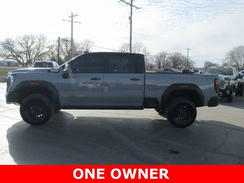 Certified 2024 GMC Sierra 2500 AT4X w/ AT4X AEV Edition image 9
