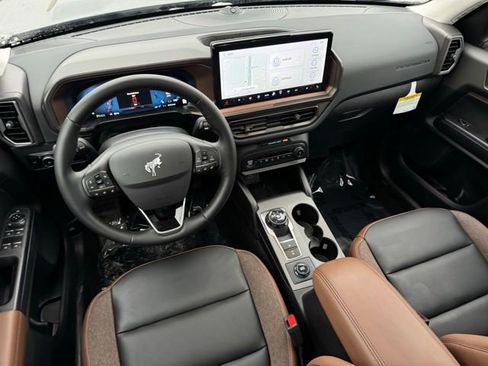 New 2025 Ford Bronco Sport Outer Banks w/ Outer Banks Tech Package+ image 6