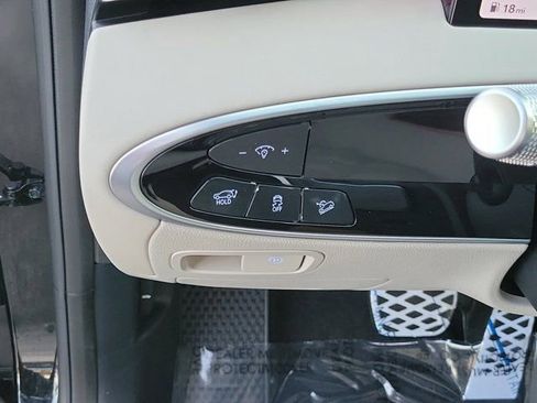 New 2026 Genesis GV70 3.5T Sport Prestige AWD/4WD image 19