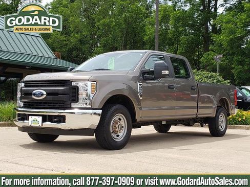 Used 2019 Ford F250 XL w/ Power Equipment Group RWD image 1