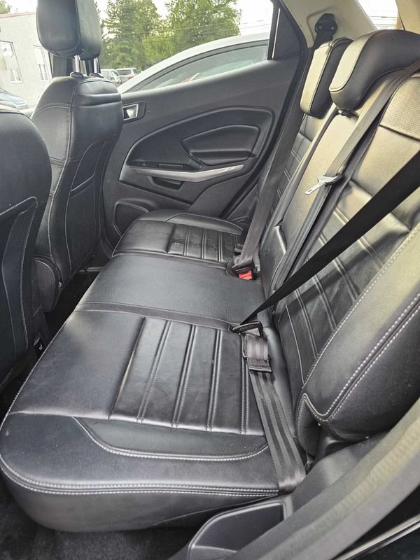 Used 2020 Ford EcoSport Titanium AWD/4WD image 6