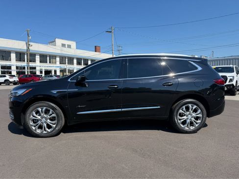 Used 2021 Buick Enclave Avenir w/ Avenir Technology Package AWD/4WD image 2