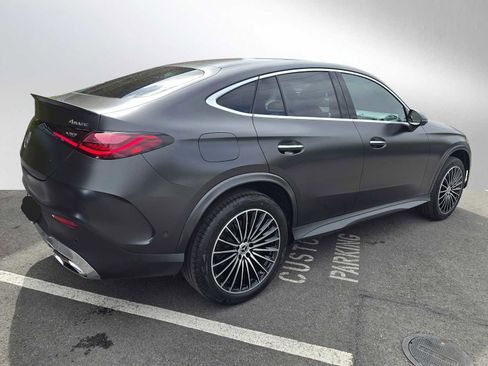 Used 2026 Mercedes-Benz GLC 300 4MATIC image 3