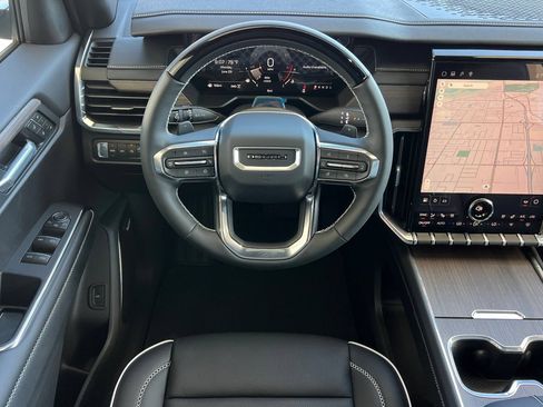 New 2026 GMC Acadia Denali w/ Super Cruise Package AWD/4WD image 12