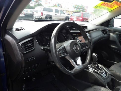 Used 2017 Nissan Rogue SL w/ SL Premium Package AWD/4WD image 6