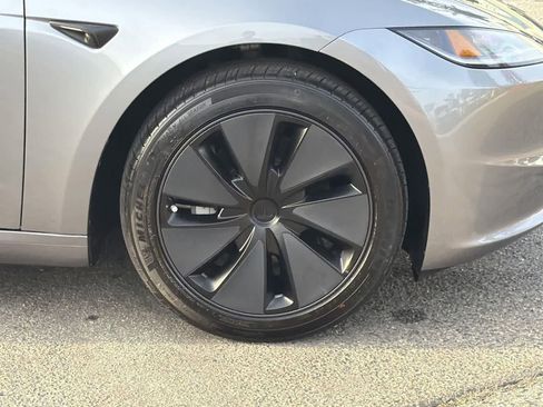 Used 2025 Tesla Model 3 Long Range image 38
