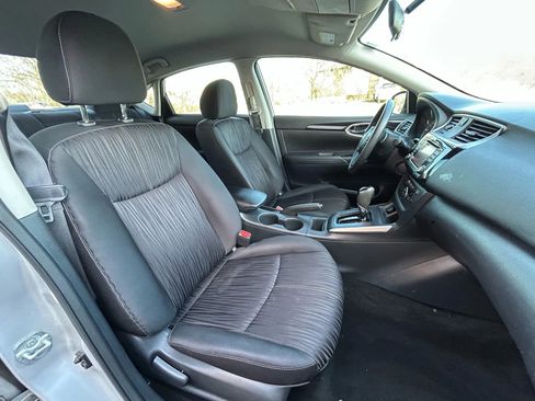 Used 2018 Nissan Sentra SV image 11