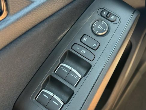 Used 2025 Honda Civic Sport image 21