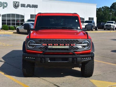 Used 2024 Ford Bronco Badlands AWD/4WD image 2