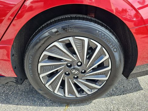 Certified 2025 Hyundai Sonata SEL image 37