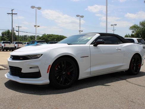 Certified 2023 Chevrolet Camaro SS w/ Redline Edition RWD image 9