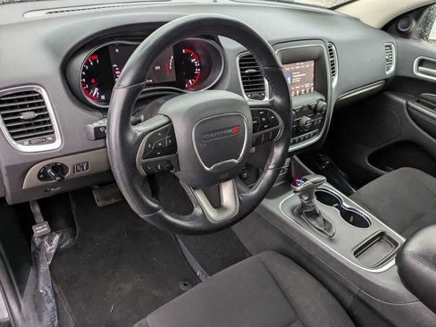 Used 2020 Dodge Durango SXT AWD/4WD image 2