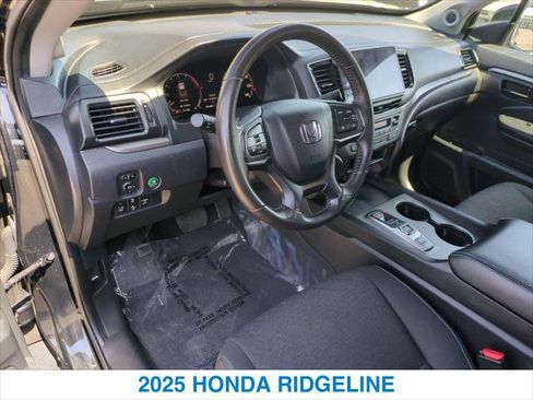 Certified 2025 Honda Ridgeline Sport+ image 14
