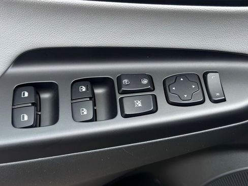Used 2023 Hyundai Kona Limited w/ Cargo Package FWD image 21