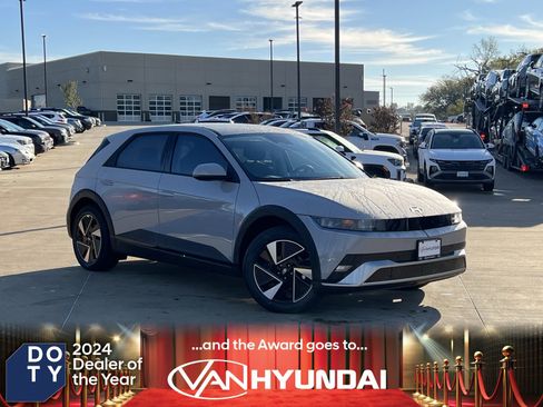 New 2026 Hyundai Ioniq 5 SE image 1