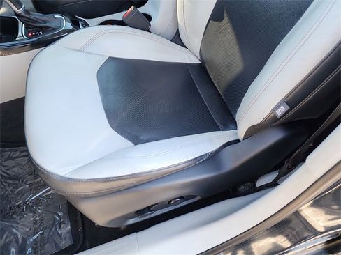 Used 2018 Jeep Compass Limited w/ Navigation Group image 15