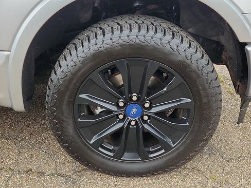 Used 2020 Ford F150 XLT w/ Equipment Group 302A Luxury AWD/4WD image 8